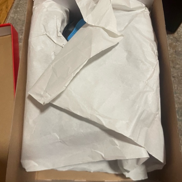 Wmns Air Jordan 1 High OG 'NC to Chi' NIB size 7 - Picture 5 of 9